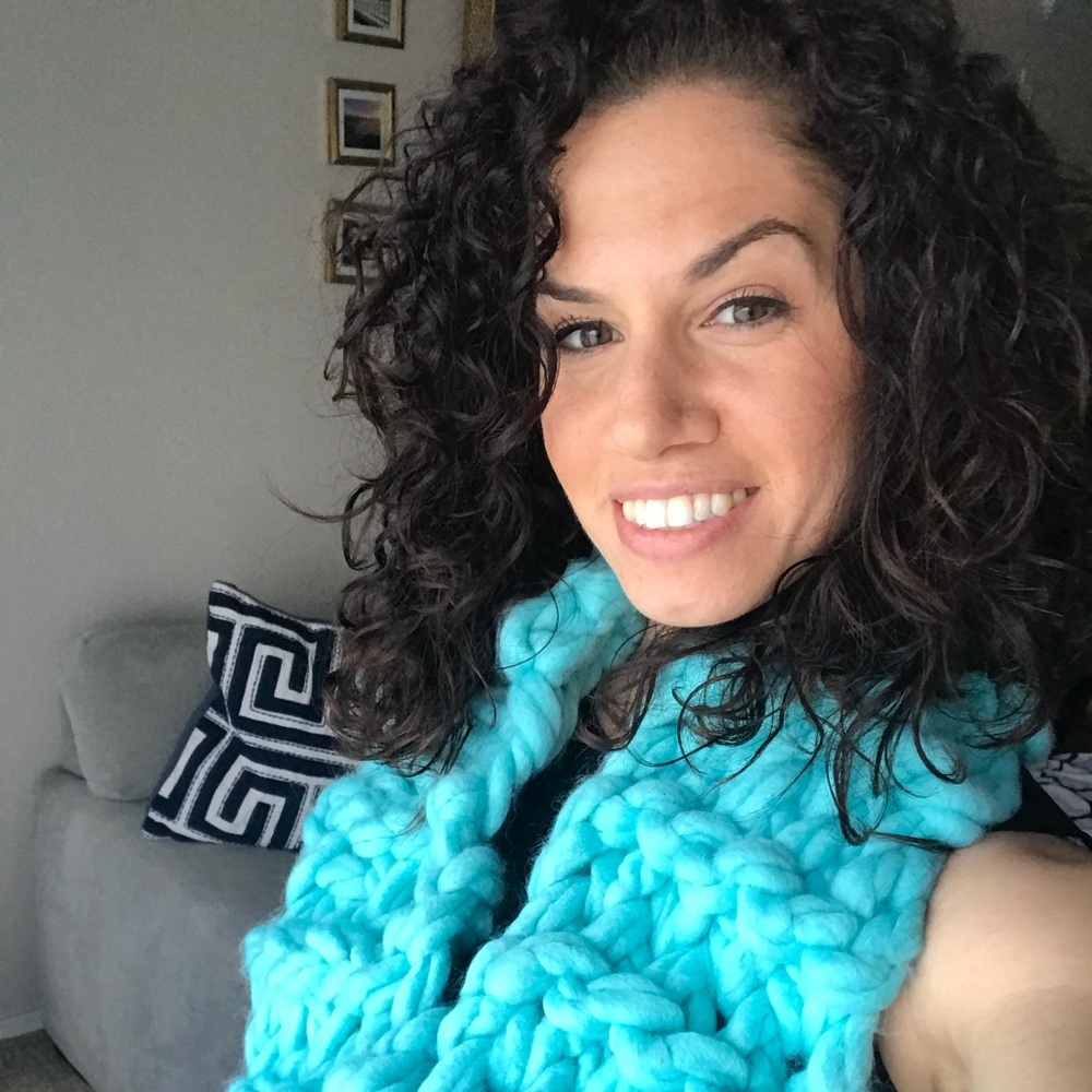 Meet your Posher, Safia